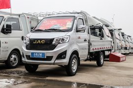 4-5万即可入手！江淮微卡多米速报 成熟汽油动力链 内饰更居家