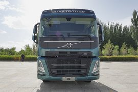 进口牵引车沃尔沃全新FM速报 搭载500马力+AMT 报价多少最合适?