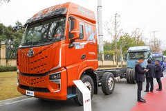 560����+12��AMT������HK 8x4�ػ��ٱ�