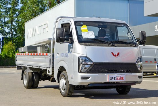 五菱首台后双胎货车 6.28万买龙卡值吗