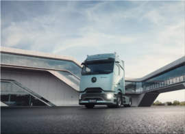 搭载OM471发动机!奔驰全新阿克托斯L亮相 预计2025年引进!