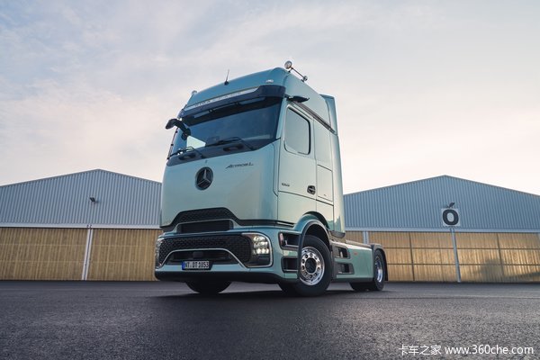 全身加持黑科技！ 新一代奔驰Actros L登场 预计12月量产