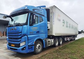 发哥驾到丨跨越千里送新鲜：丁老板与江淮跨越K7的绿通之旅