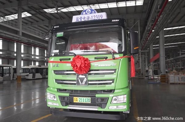 奔赴南京！130台徐工新能源渣土车再掀零碳浪潮