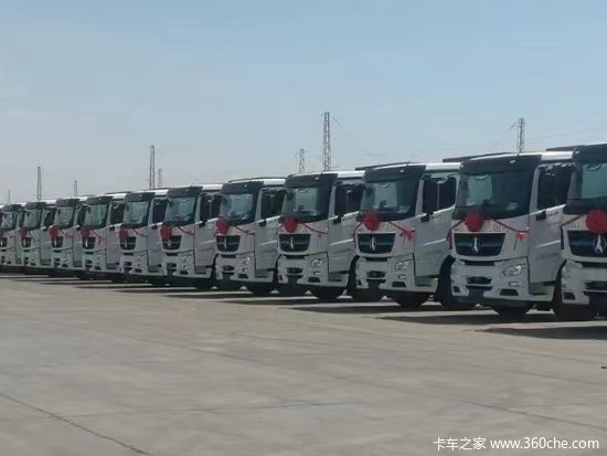 北奔重汽200台新能源重卡交付用户