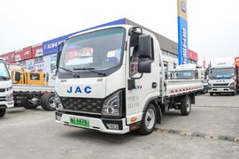 纯电续航230公里 上绿牌配置高端 专为年轻一代打造的领跑EV3速报