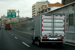 �Ῠһ�ܺ��ĳ��ͷ�����HOWO�Ῠ��һ