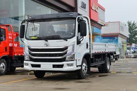 云内155马力+2050宽体驾驶室 售11万 上汽超越H500速报!