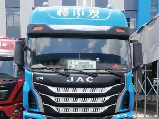 发哥驾到丨中通快递承运商郑队长：江淮重卡 十年信赖之选