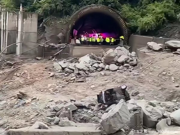3车掉坠5人失联！雅西高速隧间桥垮塌最新情况
