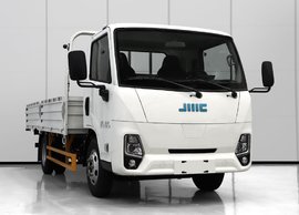 江铃E路达新纯电小卡来了!前卫外观 核载2.165吨