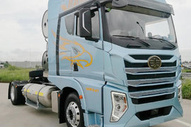 搭载14.5升580马力发动机 三气瓶解放鹰途来了!