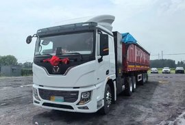 车队老板的“致富经”:“选择徐工,就是选择成功!”