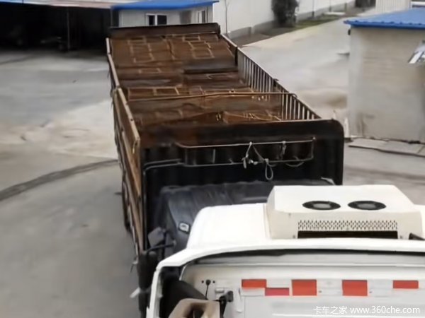 卡友铁岭装货被扣三天三夜 厂家称8000块钱少1分都不能走