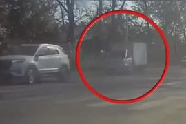 淮南报废车“狂飙”交警对驾驶员进行严惩