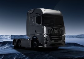 中国重汽全新一代牵引车:全能智慧重卡为梦奔赴 铸就移动梦想“家”