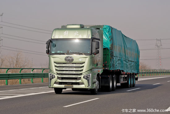 气耗29.18kg 横跨南北2800km 全新解放JH6跟车实测