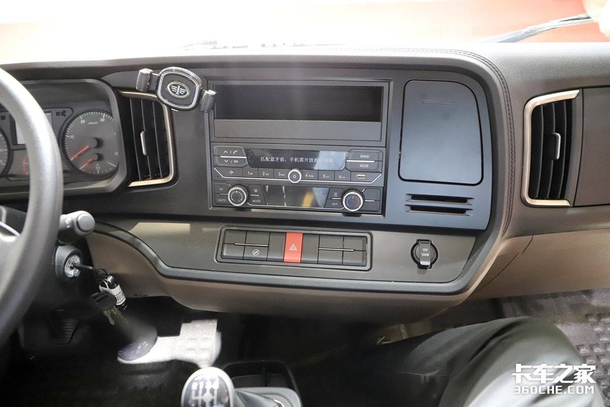 销量王再升级 全新燃气机+更个性外观内饰 这样的虎V你见过吗!