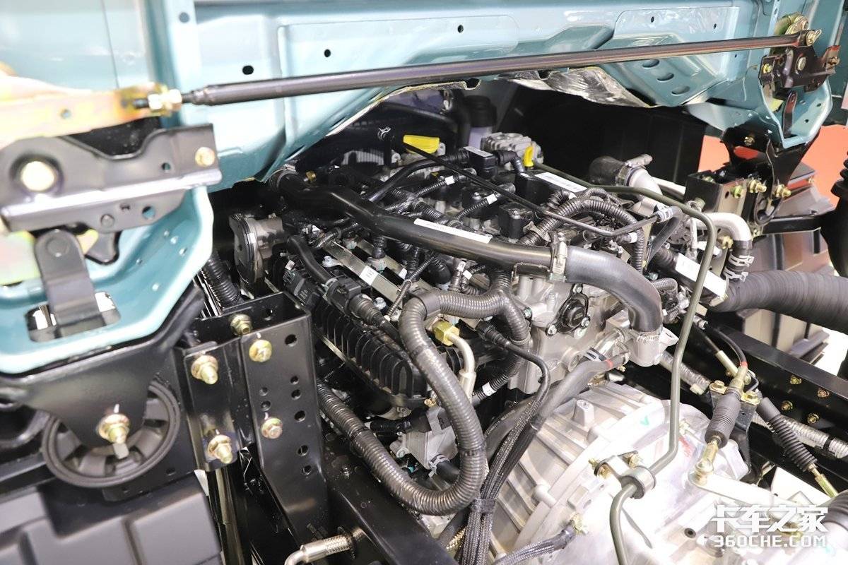 销量王再升级 全新燃气机+更个性外观内饰 这样的虎V你见过吗!