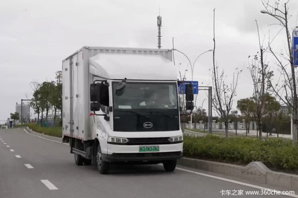 半年就能省出油电差价 新能源车好用吗?听听他们怎么说
