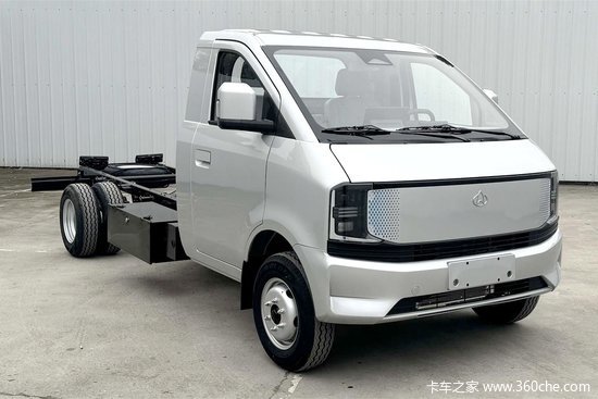 机甲潮流！长安跨越全新载货车现身 CNG、纯电动“左右开弓”