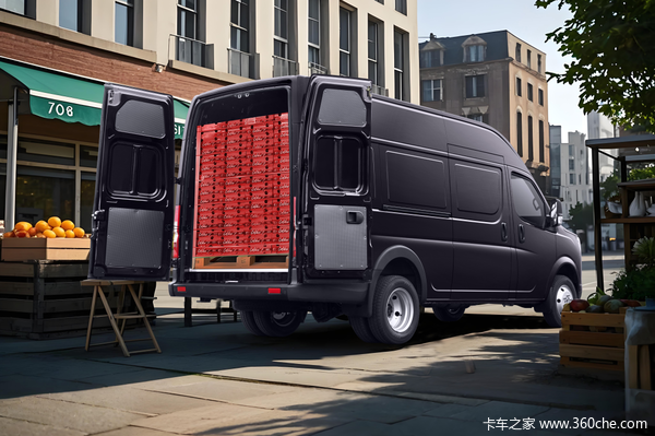 跑货拉拉买哪款车值？东风御风V9+堪称物流界全能王