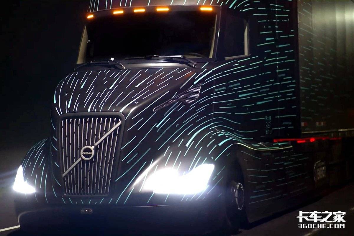 ���ͳ�����Ϯ��SuperTruckͻ�Ƶ糵Χ��