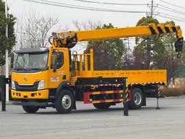 乘龙L3随车吊：短轴距强动力高承载 工程作业更高效