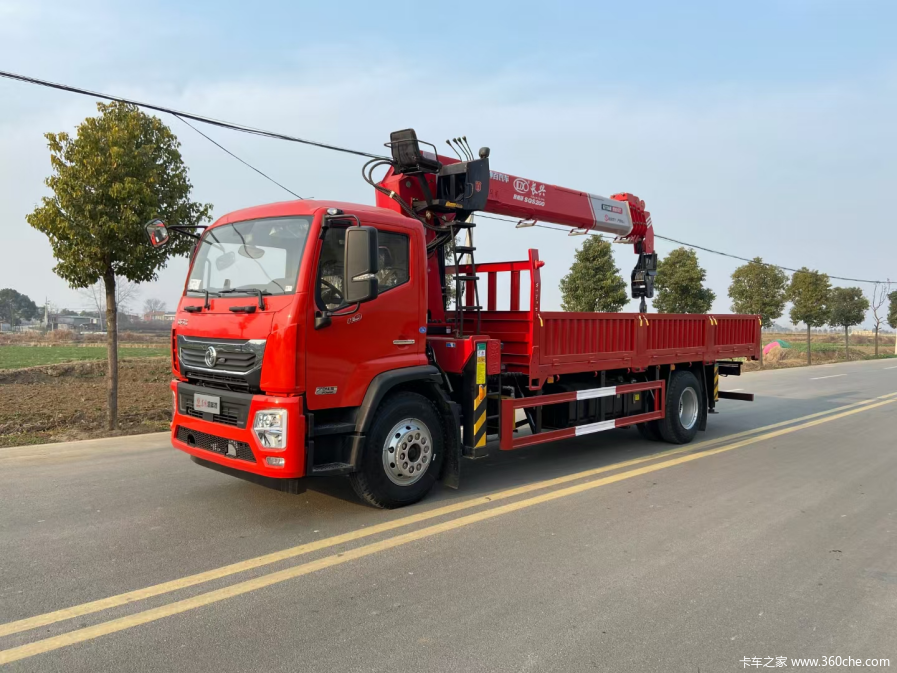 看东风专致底盘如何轻松应对复杂路况