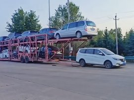内蒙古高速交警出手 查处违规轿运车！