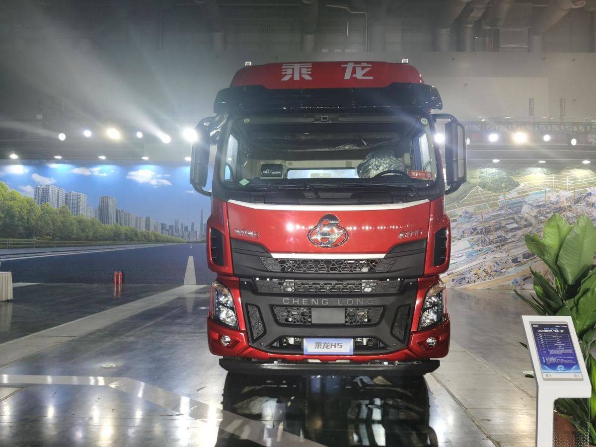 百公里气耗低至16Kg 乘龙H5 LNG大单桥助您618跑出高收益