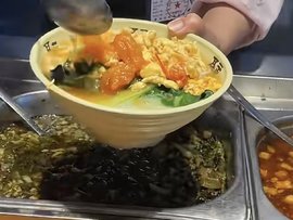 提供驾驶证即可用餐打折 卡友们纷纷点赞浙江高速服务区