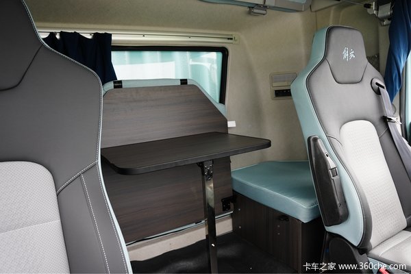 不止380大马力 解放J6GPRO的智能与舒适才是真“杀手锏”！