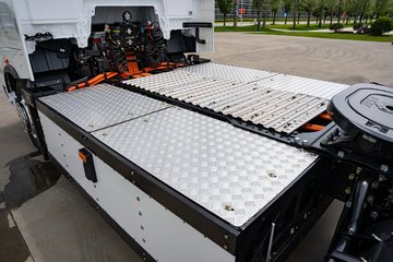 636度底置电池 续航500公里 L2+辅助驾驶 详解三一江山SE636牵引车