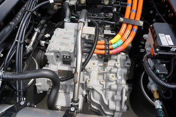 636度底置电池 续航500公里 L2+辅助驾驶 详解三一江山SE636牵引车