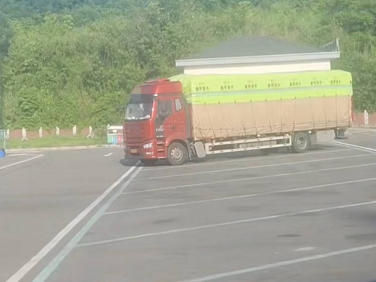 9.6米大单桥高栏 看见就举报!