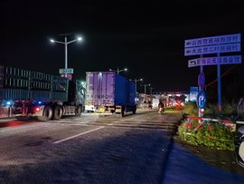三部门刚发文严打轿运车 各地百吨王严查也跟上了！