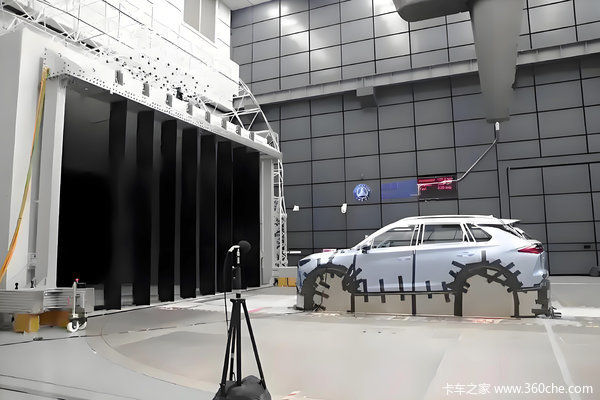 理想乘龙碰撞测试风波 三方声明背后的深层次解读