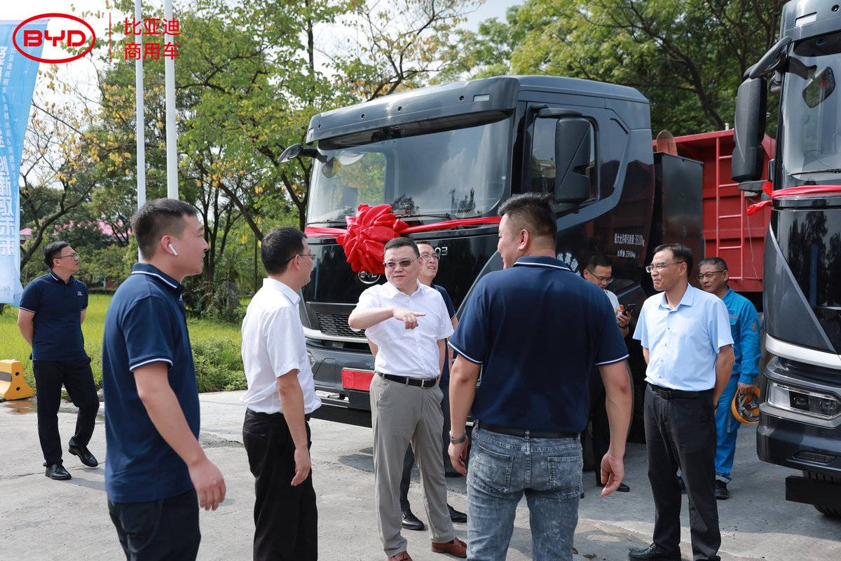 强强联合、低碳转型:比亚迪电动重卡入驻海螺水泥运输供应链体系!
