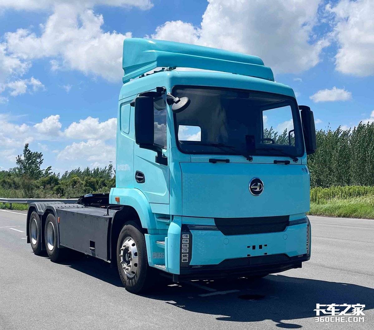 新能源商用车成蓝海 为什么这些造车新势力都选择“代工”?398批公告亮点盘点!新奔驰Actros来了