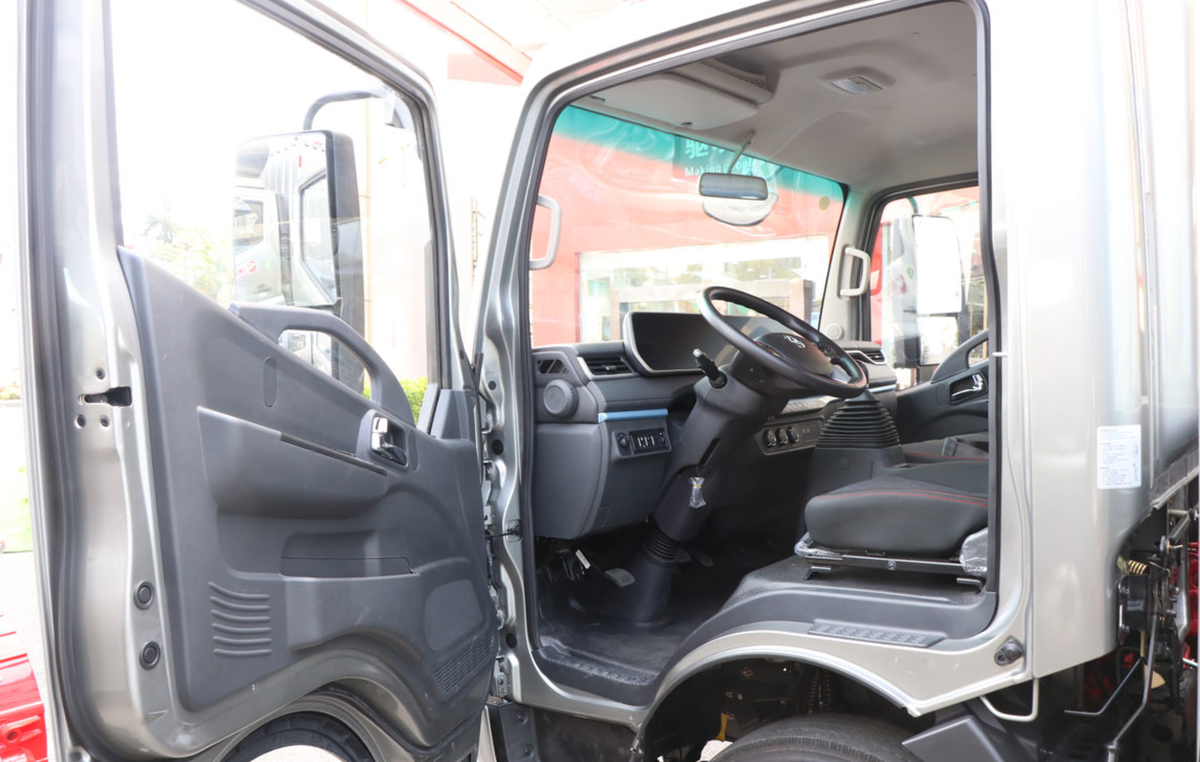 �������˸߷�&nbsp;�����������½��1·����