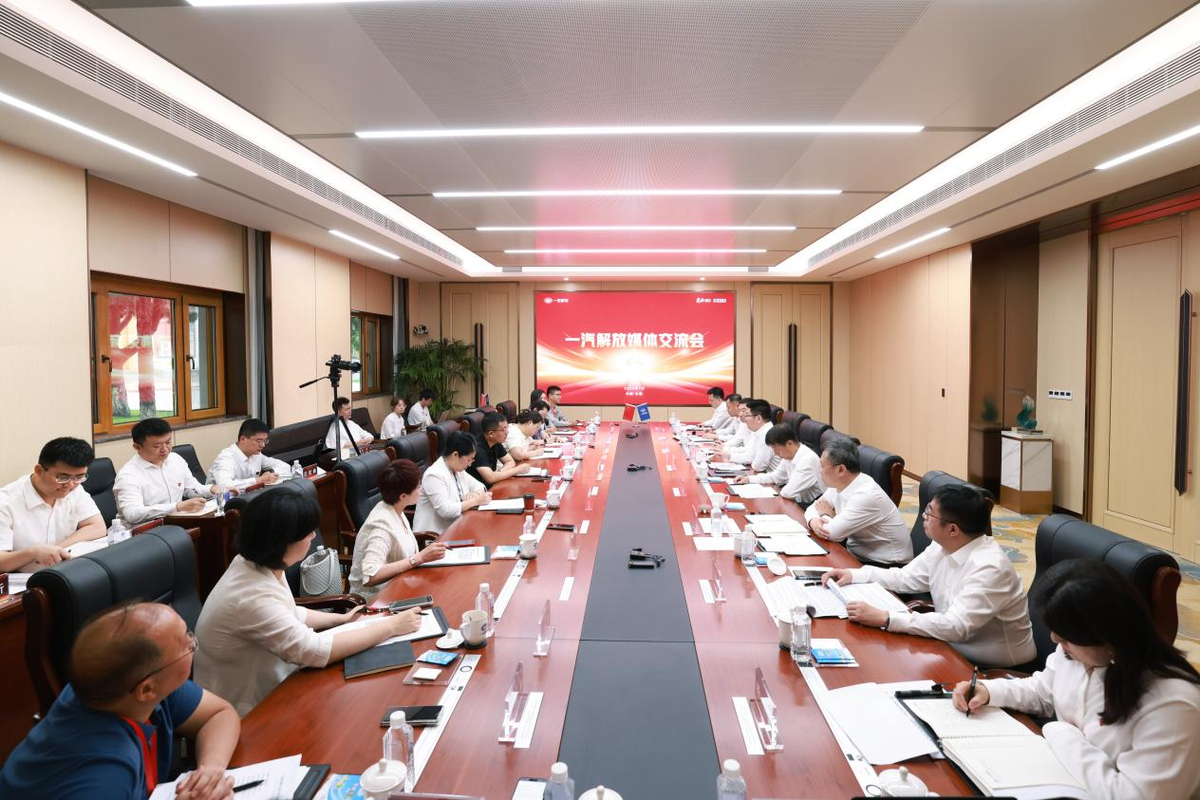 “守擂者”一汽解放的真正领先优势 2025四款智慧动力域产品深度解读