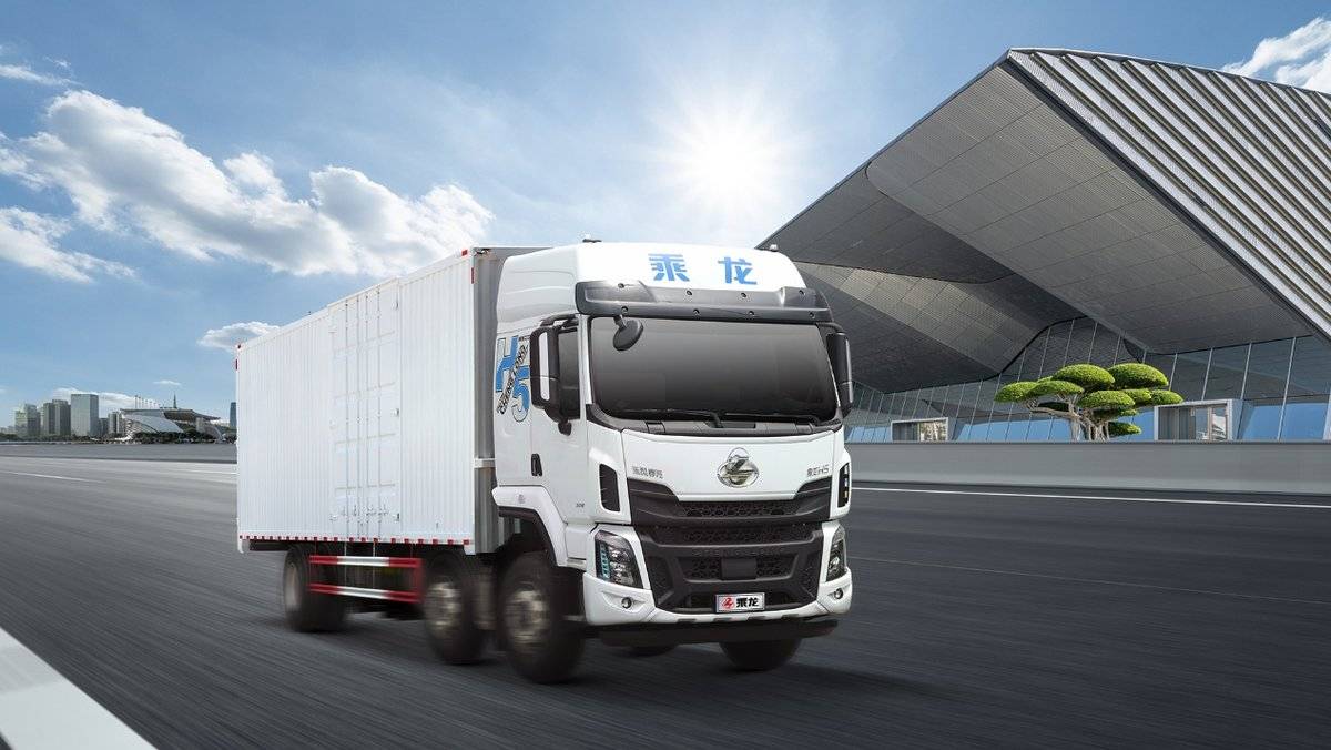 乘龙H5 6x2 LNG载货车:每公里较油车省9毛,一年多赚10万图片