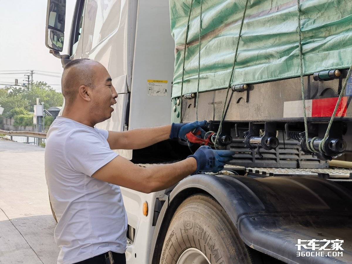 ���棺2025����˾���¾�����10512Ԫ