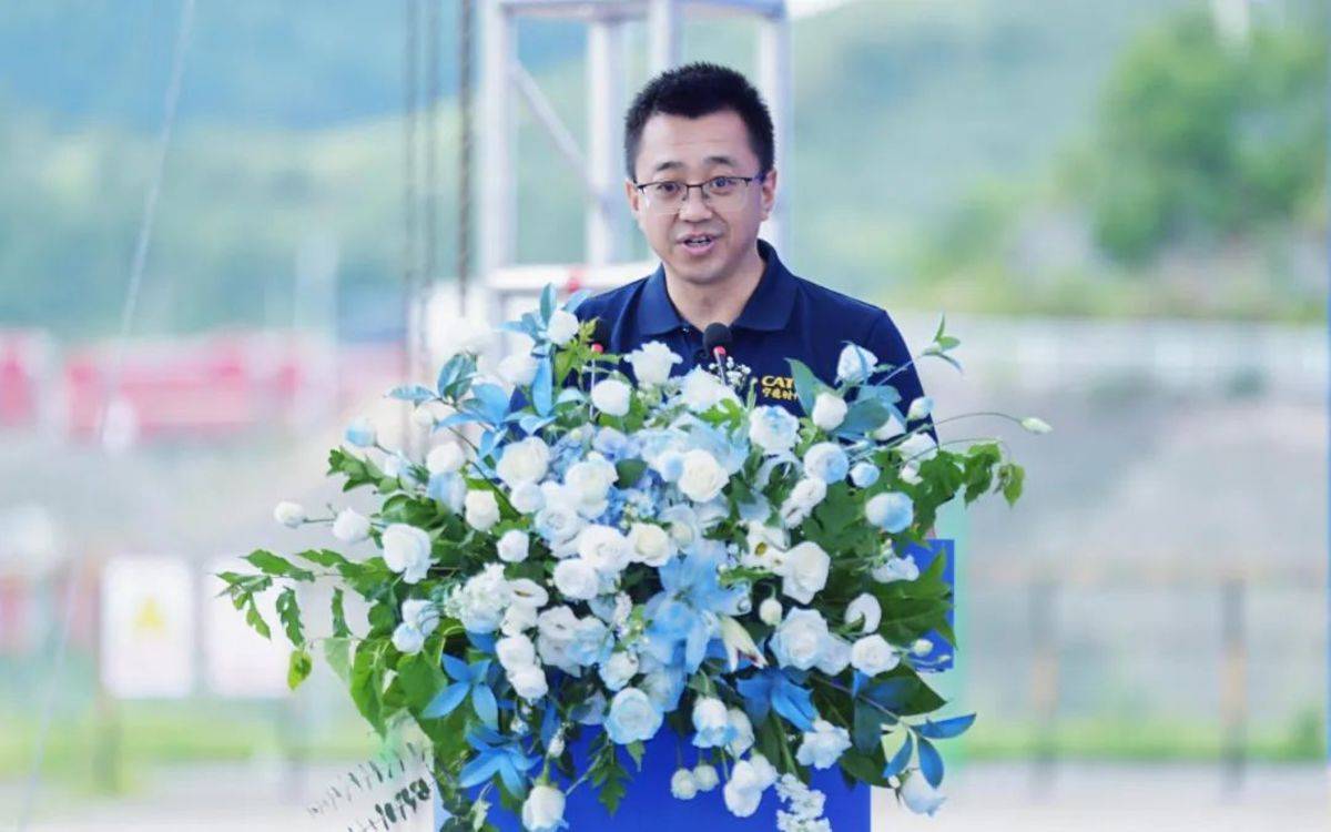 工况定制+生态赋能！徐工新能源重卡500台大单落子西南