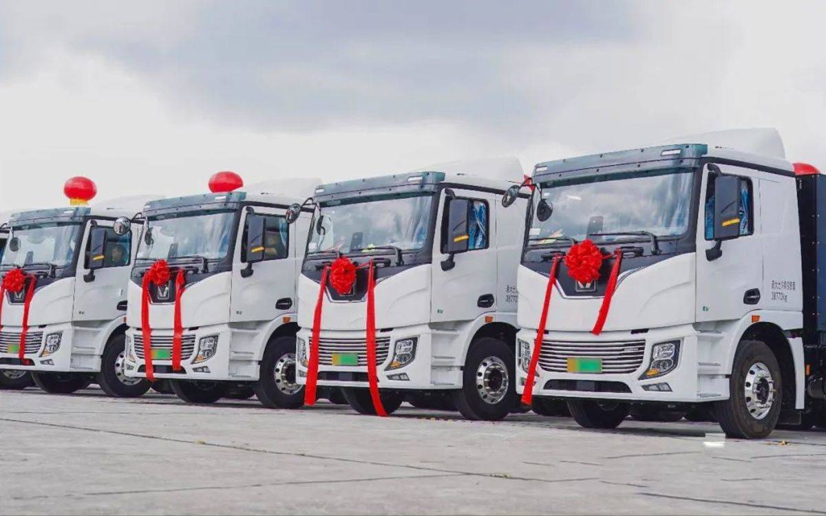 工况定制+生态赋能!徐工新能源重卡500台大单落子西南