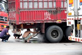 武汉套路运骗局 数百卡友陷债务深渊！