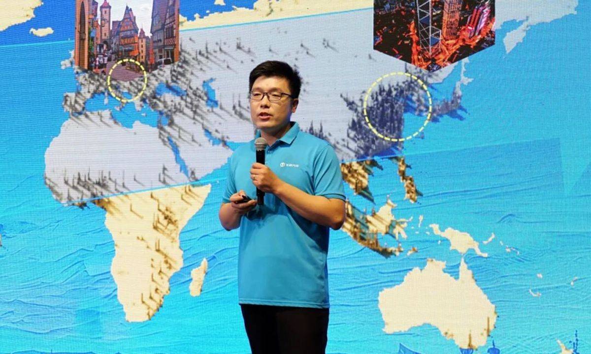 飞碟汽车京彩亮相｜飞碟EW7 & 飞碟EF3新产品上市发布会圆满举办！P1000220(1).jpg