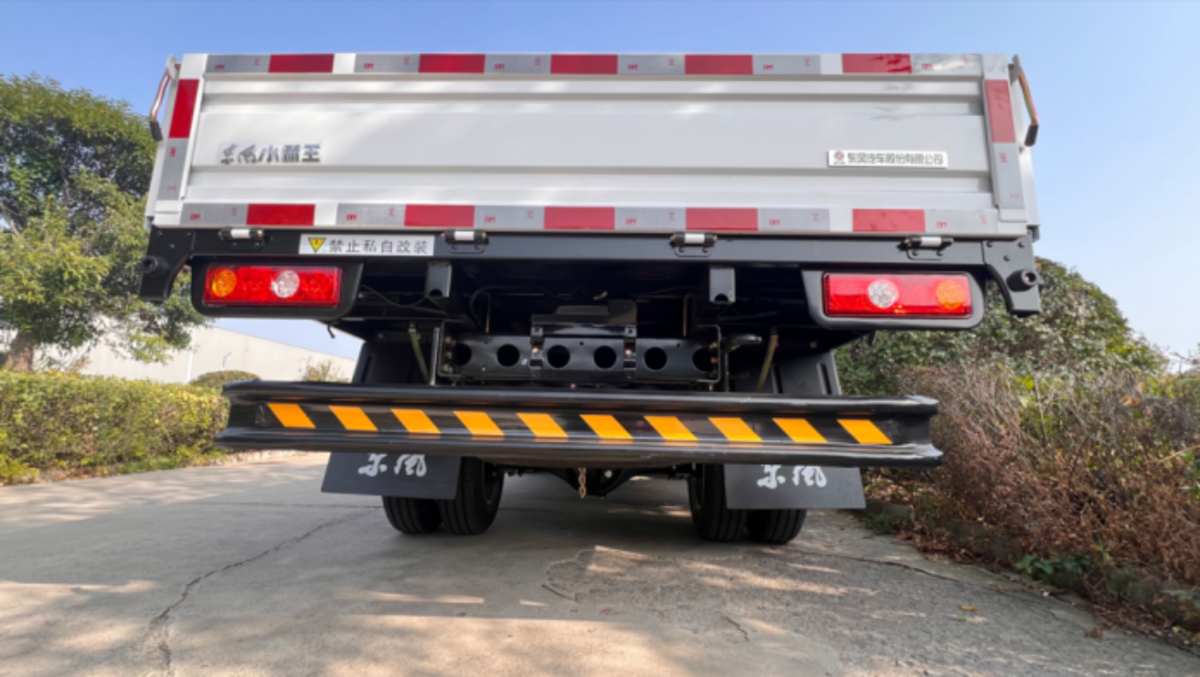 小卡价格,轻卡体验,东风小霸王W16好开好省好回本8fd17d11a13e460f716ab5875ebd4cf4