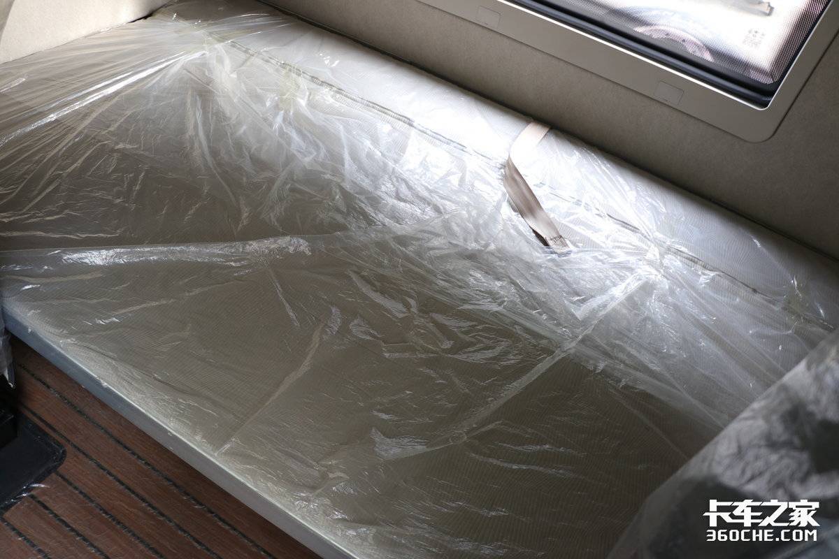 ���¶����Ч����&nbsp;���ӥ����½���ϣ�